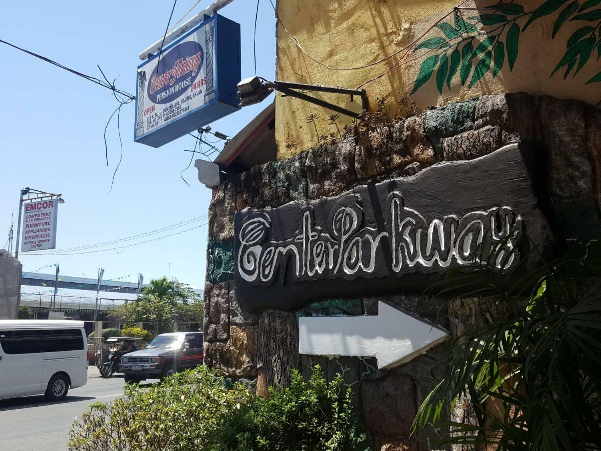 Center Parkway Pension House Kalibo Εξωτερικό φωτογραφία